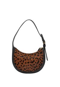 Sac hobo avec un corps en imprimé léopard marron, des accents en cuir noir et une fine bandoulière noire. Quincaillerie à fermeture éclair dorée, texture lisse.