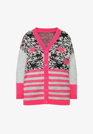 Pletený kardigan s výstřihem do V, černobílým zvířecím potiskem na vrchní části, růžovými hvězdičkami a šedobílými pruhy, s růžovými knoflíky.