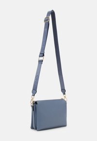 Valentino Bags MANHATTAN  - Schoudertas - polvere