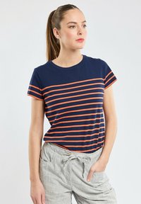 Non sélectionné, seal tigerlily