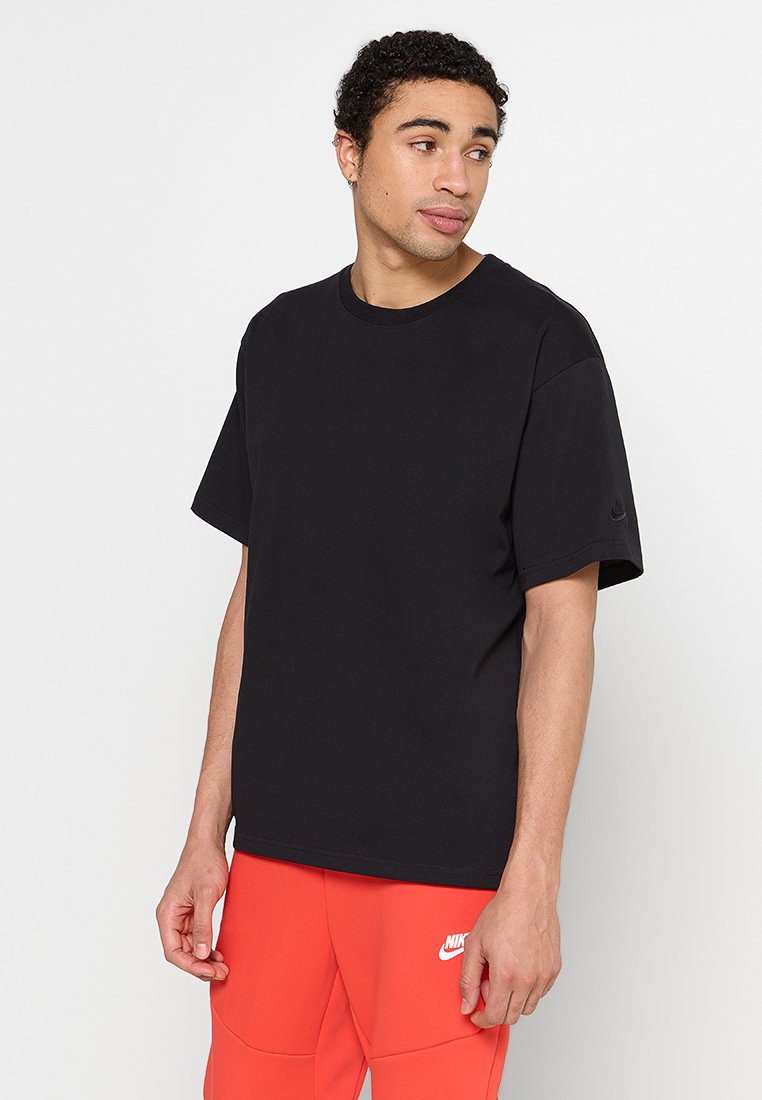 Nike Sportswear Sport T-shirt zwart