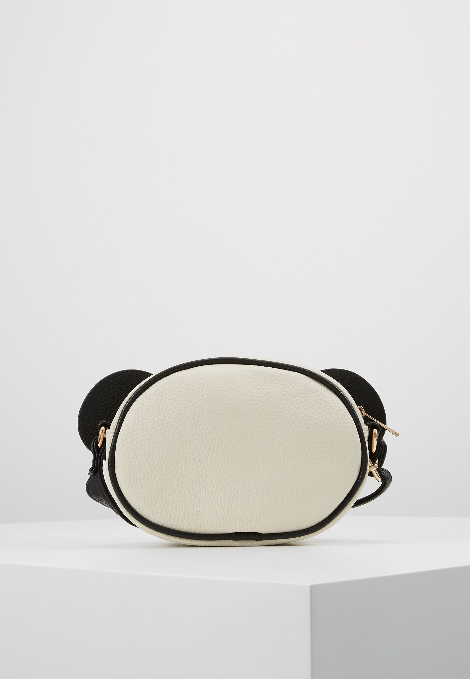 Molo PANDA BAG Axelremsväska blackwhite Zalando.se Molo PANDA BAG Axelremsväska blackwhite Zalando.se