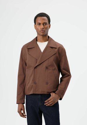 RELAXED FIT - Lichte jas - brown