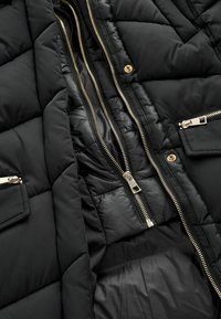 Next REGULAR FIT - Zimní kabát - black