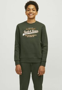 Jack & Jones Junior JJELOGO CREW - Mikina - kombu green