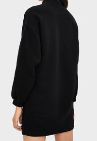 Bershka Sweatshirt - black