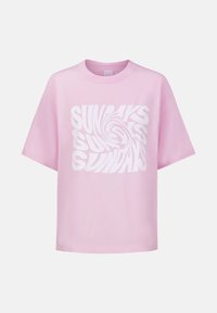 T-shirt en coton rose avec une coupe décontractée et des manches courtes, présentant un design graphique en texte blanc en spirale qui dit "SUNDAIS."