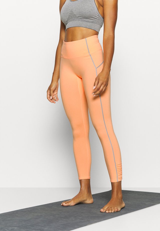 YOURE A PEACH - Legginsy - peach