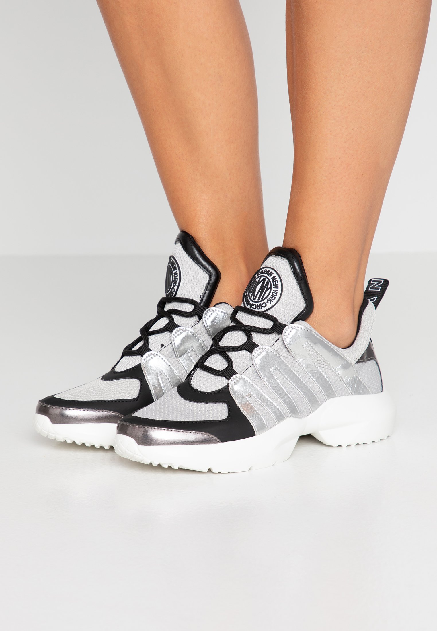 dkny lynzie trainers