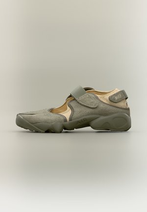 Nike Sportswear, AIR RIFT  - Sandals - lt khaki/lt army