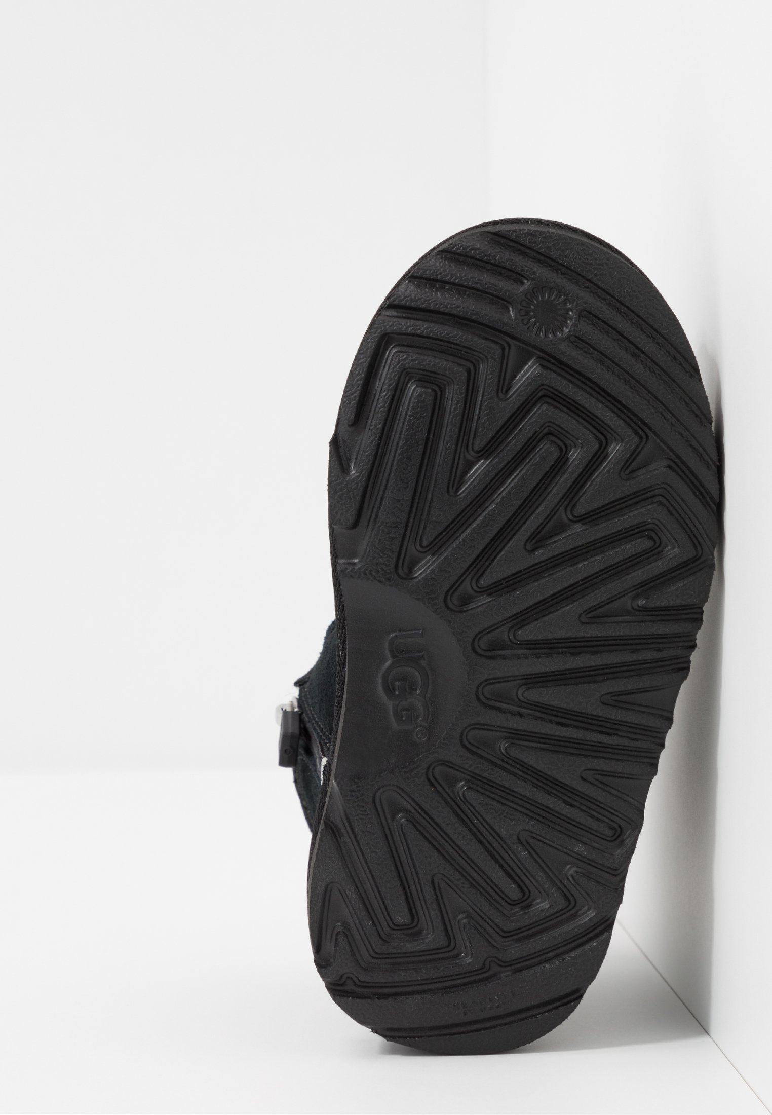 black boy uggs with laces