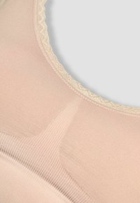 JoJo Maman Bébé EMMA JANE MATERNITY SEAMLESS  REGULAR FIT - Formujúca podprsenka - pink
