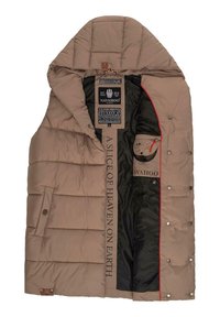 Beige gesteppte Weste mit hohem Kragen, ausgestattet mit Druckknöpfen, einer Innentasche und schwarzem Futter. Enthält Markentext im Futter.