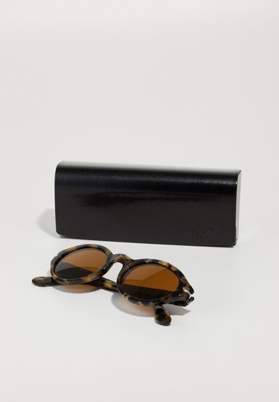 Persol LORIS UNISEX - Päikeseprillid - brown
