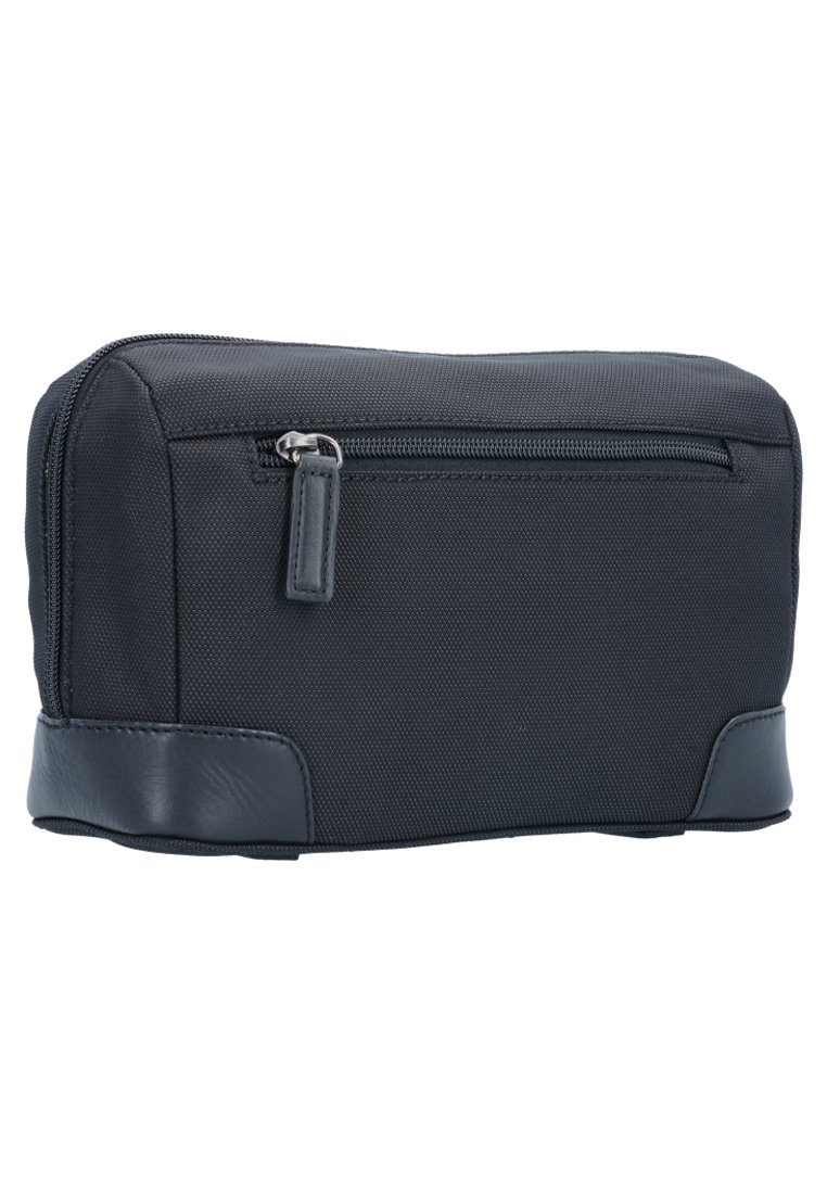 bric's toiletry bolsa