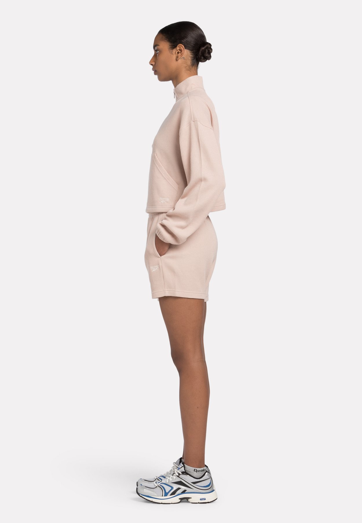WARDROBE ESSENTIALS WAFFLE