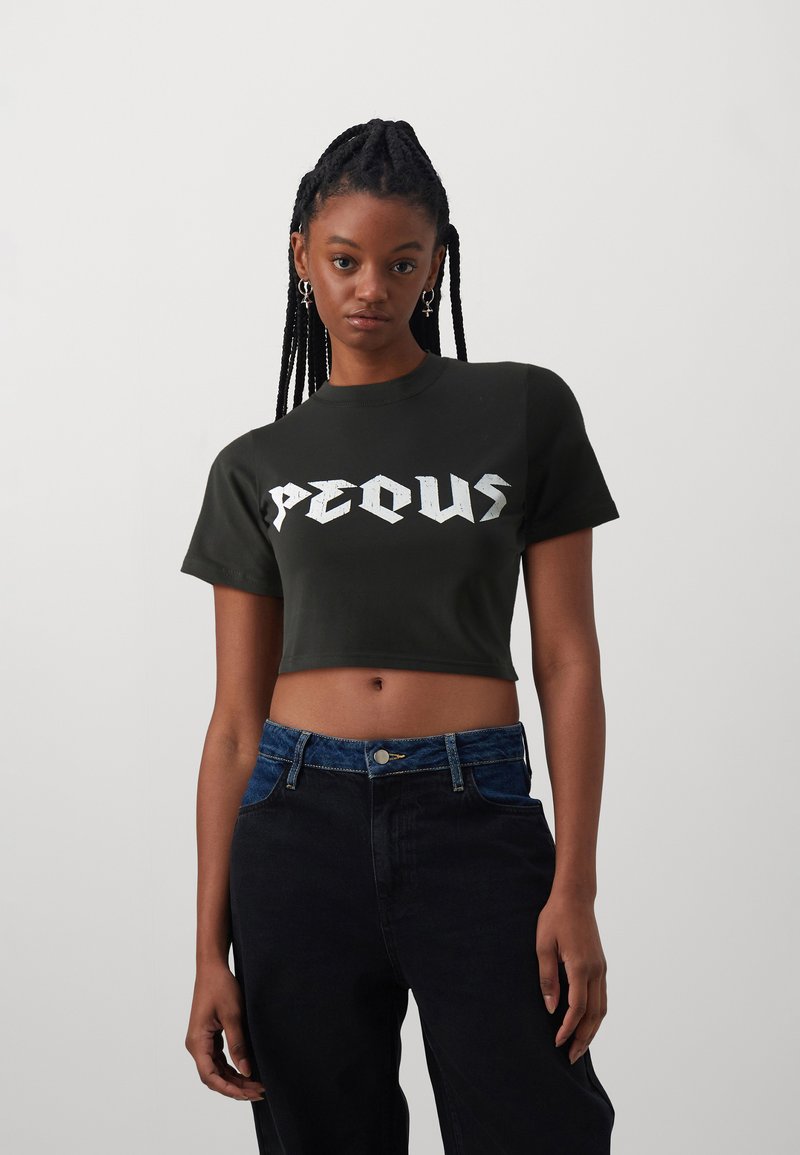 PEQUS - BAND LOGO CROP - T-Shirt print - black, Vergrößern