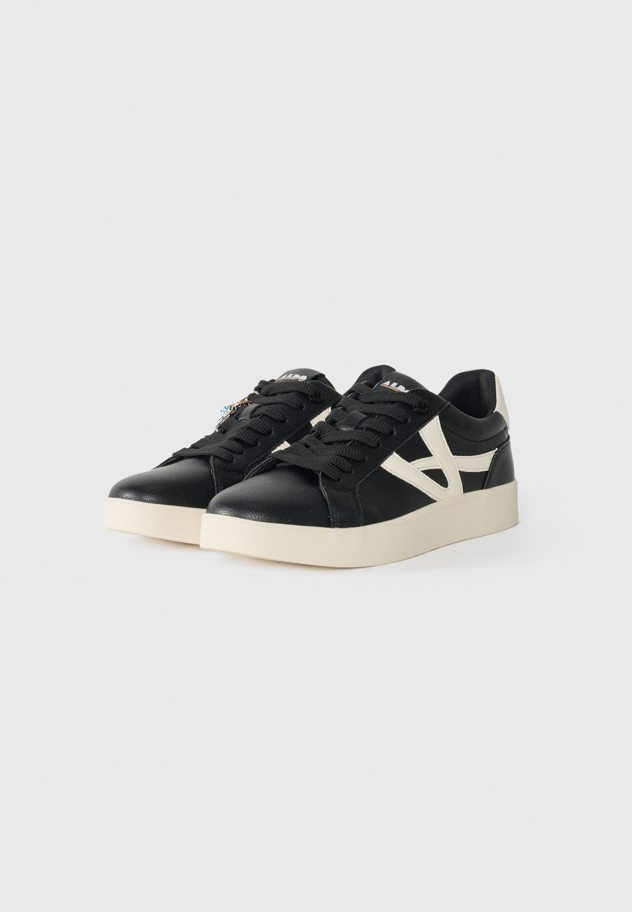 Sneaker low