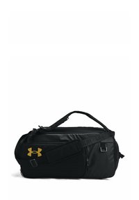 Borsone nero realizzato in un tessuto resistente. Presenta un logo dorato prominente, una tracolla regolabile, una tasca laterale con zip e manici testurizzati.