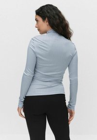 STOCKH LM Studio MARY LONG SLEEVE TOP - Pitkähihainen paita - light blue