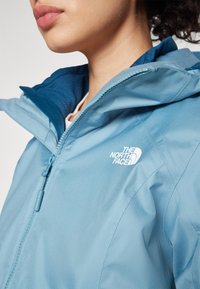 The North Face QUEST TRICLIMATE - Hardshell bunda - algae blue/midnight petrol