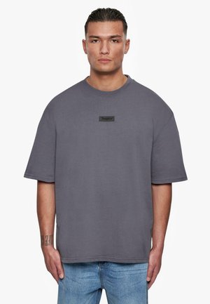 Dropsize HEAVY FRONT PATCH - Pamata T-krekls - steel grey