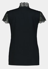 T-shirt noir avec col en dentelle et manches courtes en dentelle, présentant un matériau lisse et une coupe ajustée. Vue de dos affichée.