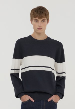 Terranova, - Sweter
