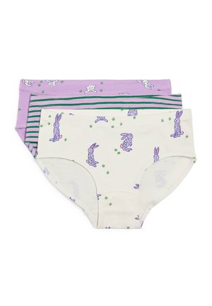 Trois paires de sous-vêtements pour enfants en violet, rayé vert et crème avec motif de lapin violet, posés à plat et empilés.