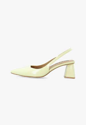 Gelbe patentlederne Slingback-Absätze mit spitzem Zehenbereich und Blockabsatz. Verfügt über ein ausgeschnittenes Design an den Seiten für Belüftung.