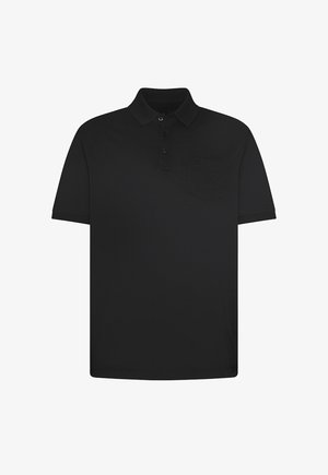 Schwarzes Polohemd aus einem Stoff mit glatter Textur, ausgestattet mit einem Kragen, einer dreiknöpfigen Knopfleiste und einer Brusttasche auf der linken Seite.
