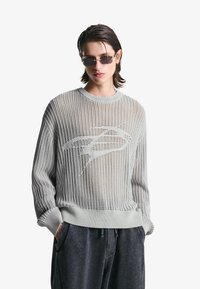 Bershka Strickpullover - grey