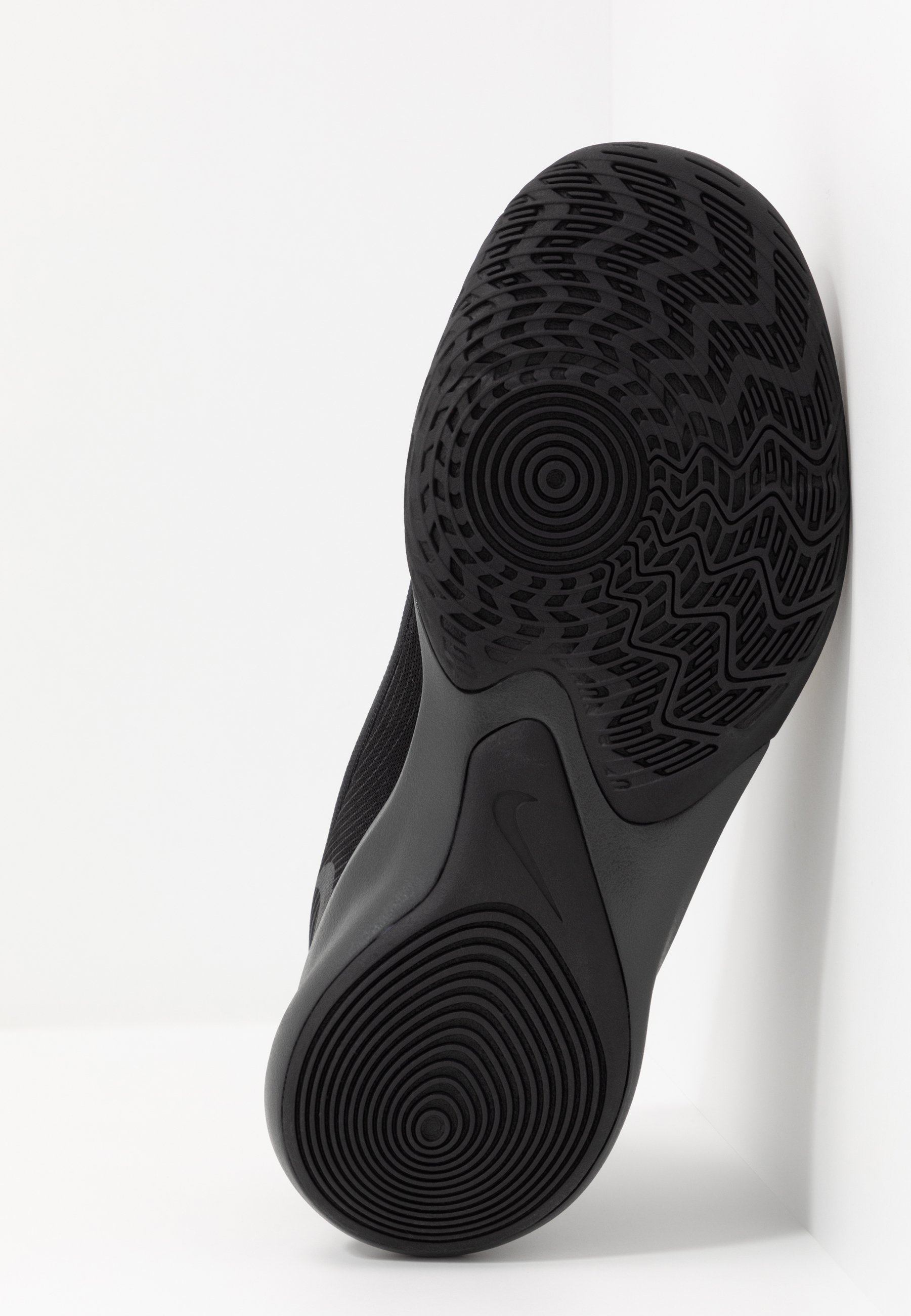 nike performance precision iv