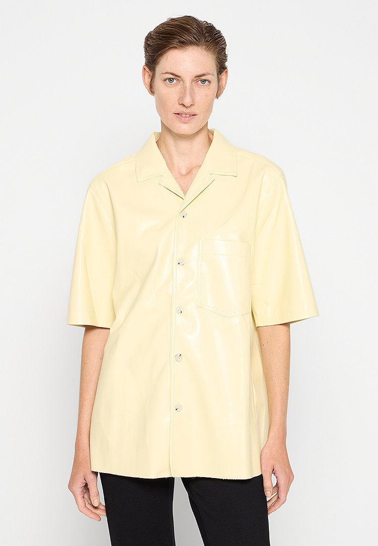 Nanushka Blouse lichtgeel