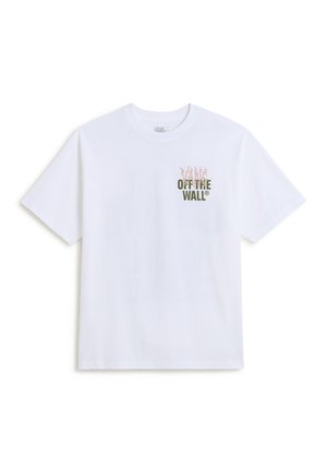 Witte t-shirt met korte mouwen en een klein groen en roze "Vans Off The Wall" logo op de linkerkant van de borst.
