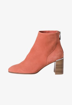 Tamaris Ankle Boot - red