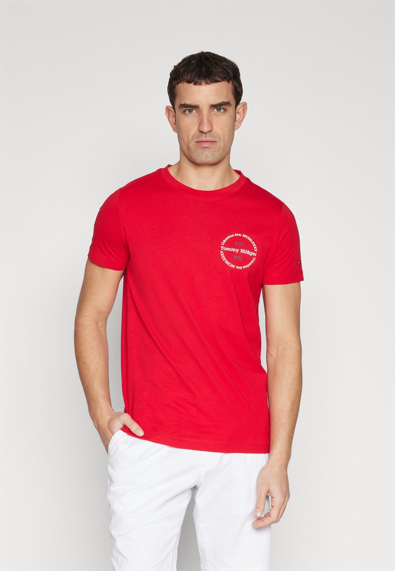 Tommy Hilfiger - T-Shirt print - primary red, Vergrößern