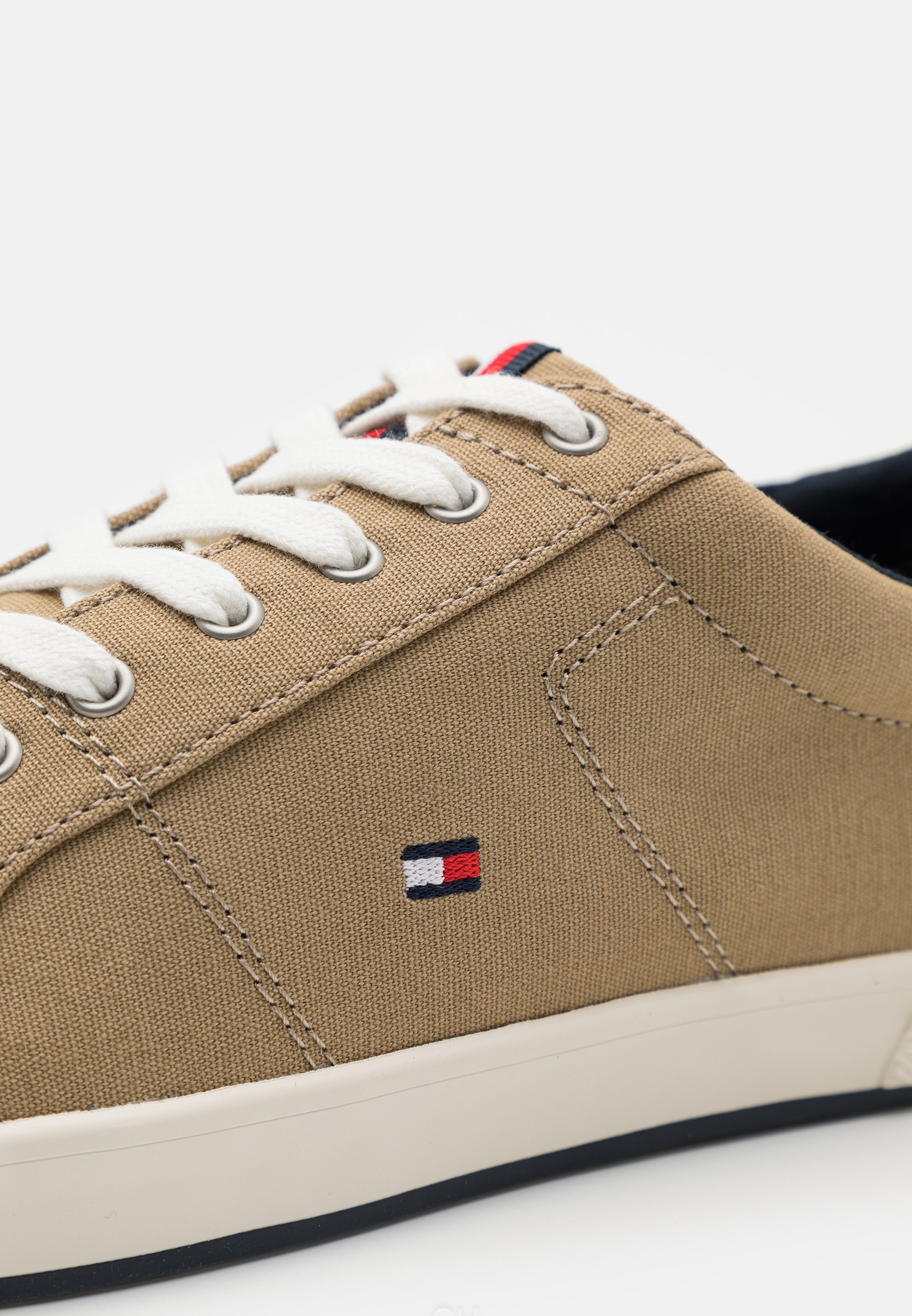 iconic long lace tommy hilfiger