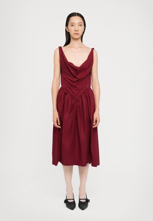 SUNDAY DRESS - Vestido de cóctel - carmine