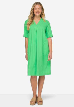 LAURASØN A-LINE V-AUSSCHNITT HALBARM - Vapaa-ajan mekko - mint green