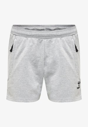Grå bomullsshorts med elastisk midja, sidofickor och svart logodetalj på nederkanten till vänster. Slät textur, avslappnad design.
