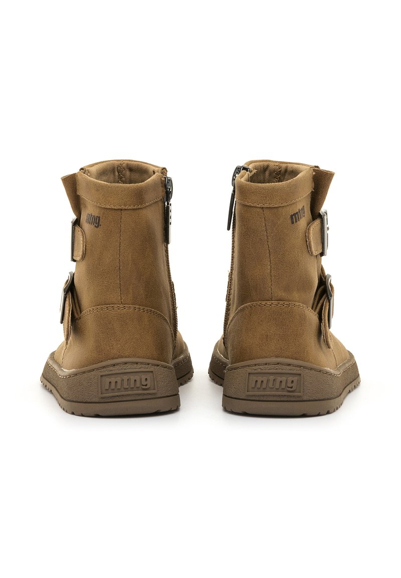 Botas De Mujer MTNG BOTINES PLANOS MUSTANG 50176 MUJER NEGRO