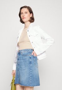 DRYKORN OLINA - Top - brown