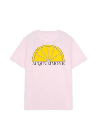 Rosa bomull t-shirt med kort ärm, med en gul citrongrafik och texten "ACQUA LIMONE" i grått under.