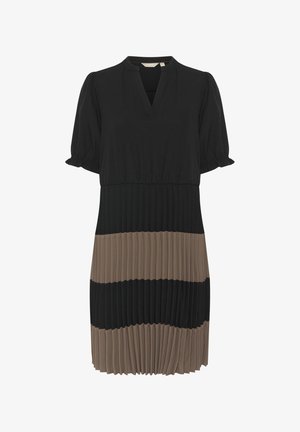 Čierne a taupe plisované šaty s V-výstrihom a krátkymi puff rukávmi. Šaty obsahujú horizontálny farebný blok v striedajúcich sa odtieňoch.