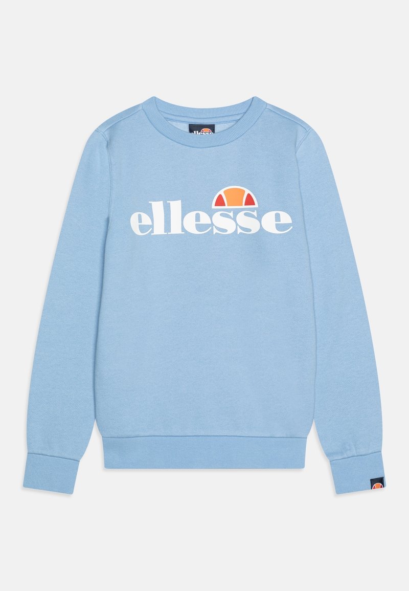 Sweatshirt bleu clair en tissu doux, avec un col rond, des manches longues et un logo blanc sur le devant agrémenté d'une touche orange.