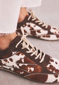 Next REGULAR FIT - Sportbačiai - animal