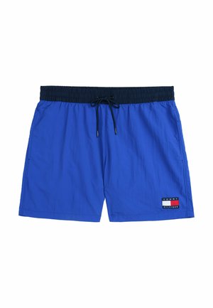 Blaue Badehose mit elastischem Bund und schwarzem Kordelzug. Sie verfügt über Seitentaschen und ein kleines Logo-Patch in Rot, Weiß und Blau.