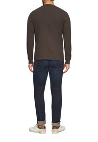 s.Oliver Langarmshirt - dunkelbraun