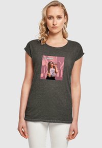 Merchcode GRAND - SAN ANTONIO EXTENDED SHOULDER TEE - Marškinėliai su spaudiniu - charcoal